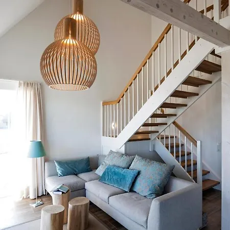 Reetdorf Geltinger Birk Kuenstlerkate Moorochse Nieby (Nieby, Schleswig-Flensburg)